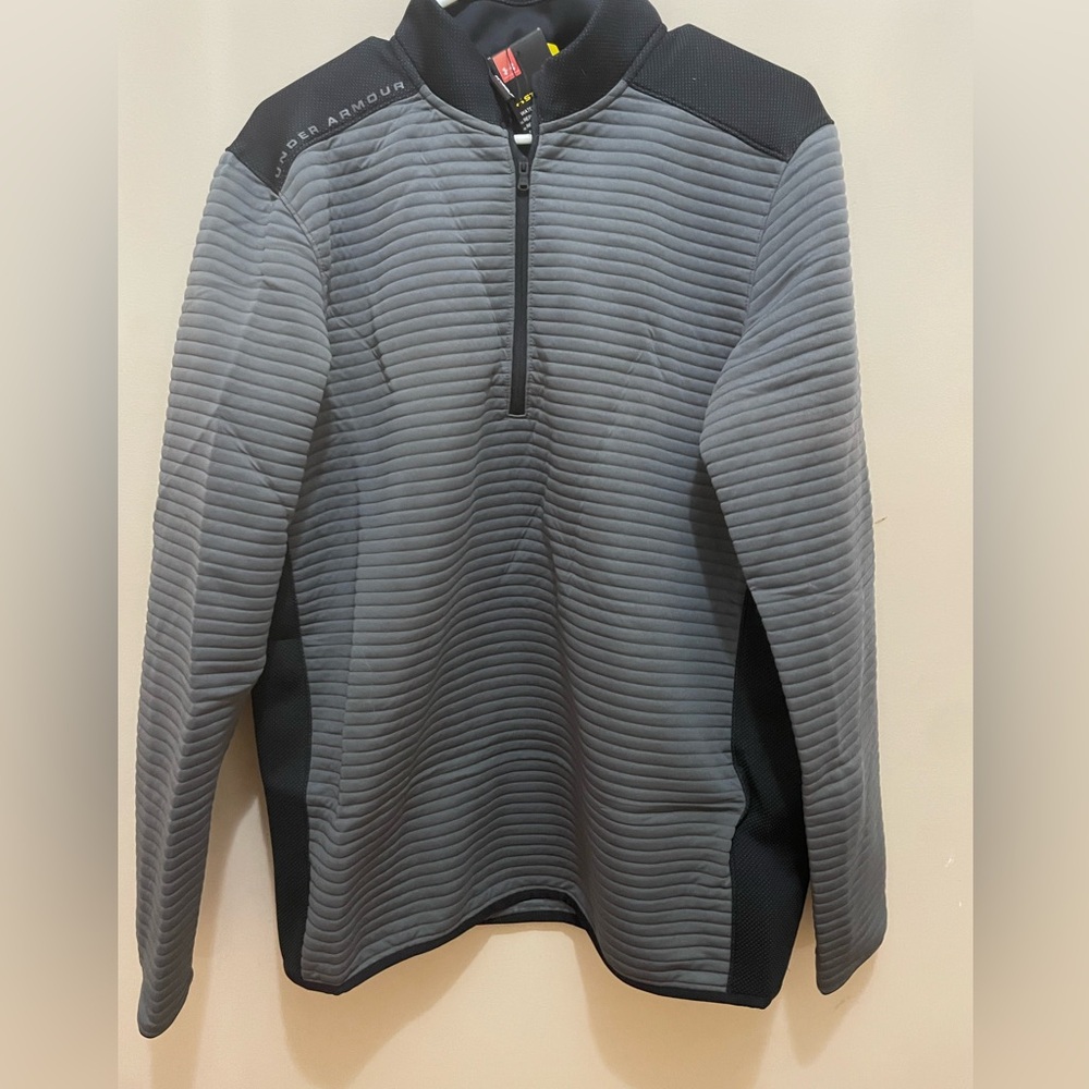 Under Armour Charcoal Quilted Half-Zip Pullover.  NWT